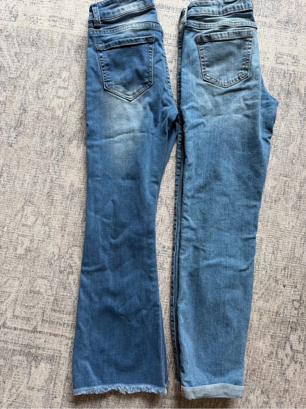 Bundle of 2 pairs of jeans